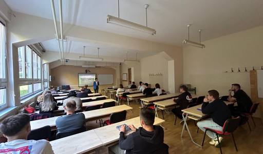 Brucoši - izvanredni studenti krenuli s nastavom